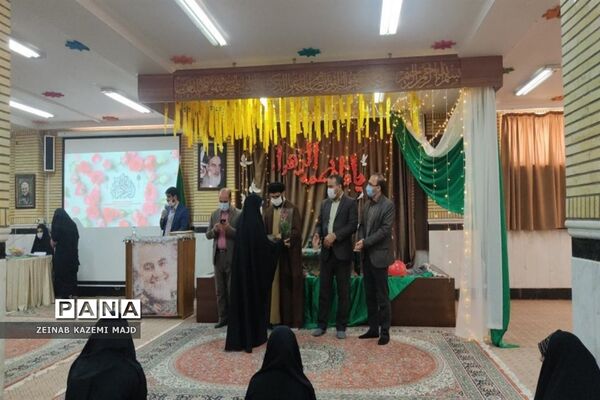 جشن میلاد حضرت زهرا(س) و گرامیداشت مقام مادر در هنرستان صباری
