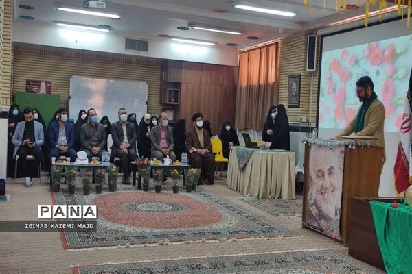 جشن میلاد حضرت زهرا(س) و گرامیداشت مقام مادر در هنرستان صباری