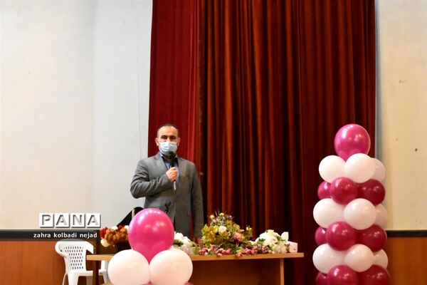 جشن ولادت حضرت زهرا و تقدیر از بانوان فرهنگی در گلوگاه
