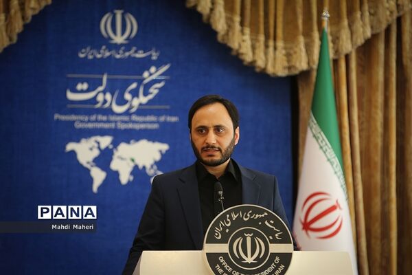 نشست خبری سخنگو‌ی دولت