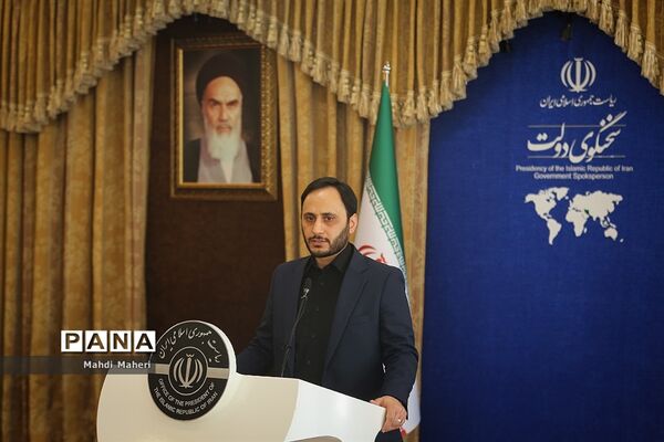 نشست خبری سخنگو‌ی دولت