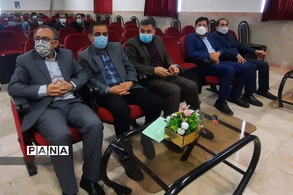 تجلیل از مدیران و معاونان بازنشسته در شهرستان پردیس