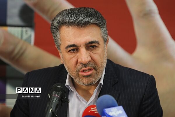نشست خبری تازه‌ها و  برنامه‌های انتشارات موسسه جام جم