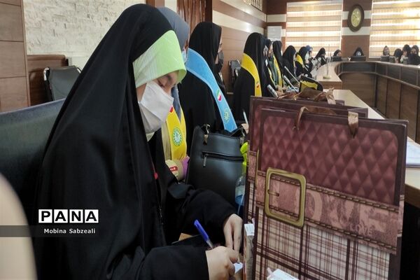 برگزاری انتخابات یازدهمین دوره مجلس دانش‌آموزی در منطقه ۱۴