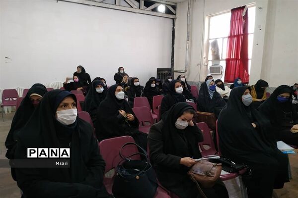 برگزاری گردهمایی مربیان پیشتاز سازمان دانش‌آموزی شاهین شهر