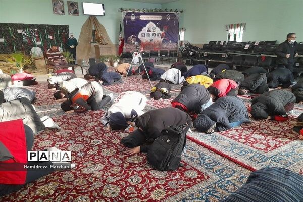 مراسم زیارت عاشورا درآموزشگاه شهید احمد کاظمی اسلامشهر