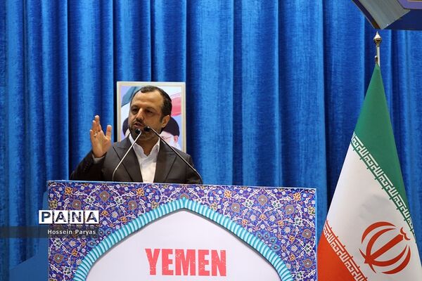 راهپیمایی  نمازگزاران تهرانی در حمایت از مردم مظلوم یمن