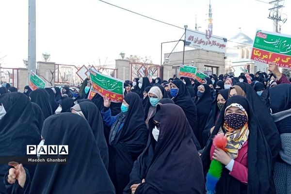 راهپیمایی نمازگزاران بعد از نماز جمعه شهر پردیس