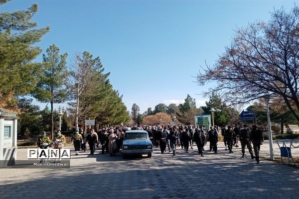 حمایت نمازگزاران جمعه کاشمر از مردم مظلوم یمن