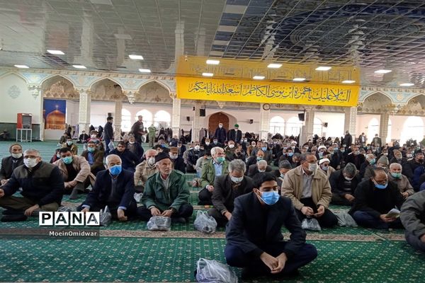 برپایی نماز جمعه کاشمر در جوار امامزاده سید حمزه (ع)