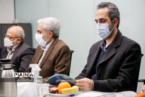 نشست شورای سیاست گذاری جشنواره ملی دانش آموزی اکسیر