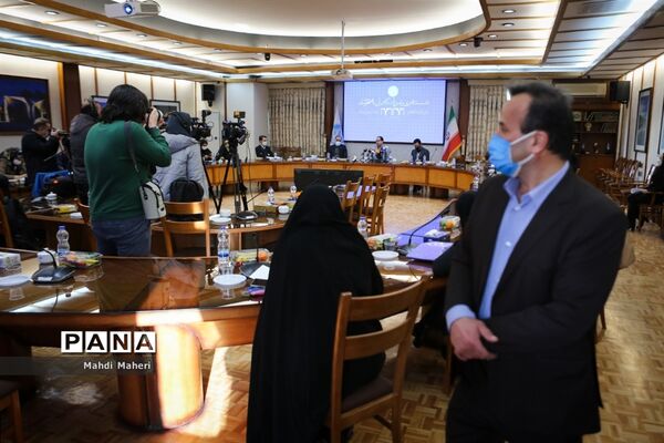 نشست خبری رئیس دانشگاه تهران