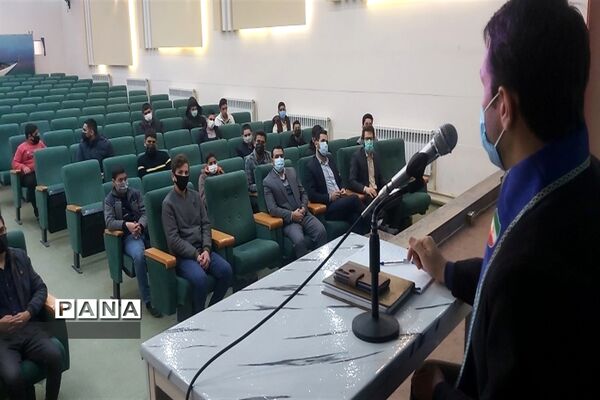 برگزاری انتخابات شورای دانش‌آموزی شهرستان‌کاشمر در کانون لقمان