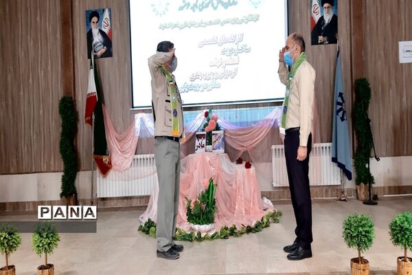 برگزاری کارگاه آموزشی مربیان پیشتاز سازمان دانش‌آموزی ناحیه۶ مشهد