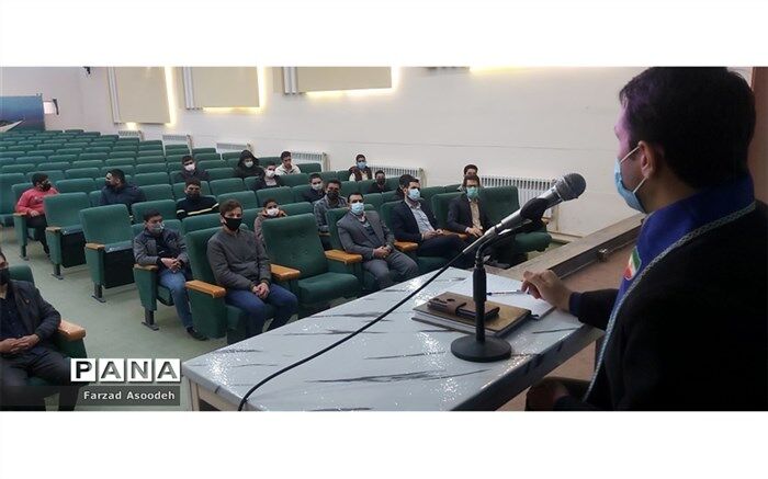 تجلی انسان در فعالیت های اجتماعی است