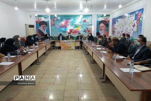 جلسه توانمندسازی مشاوران شهرستان دشتستان