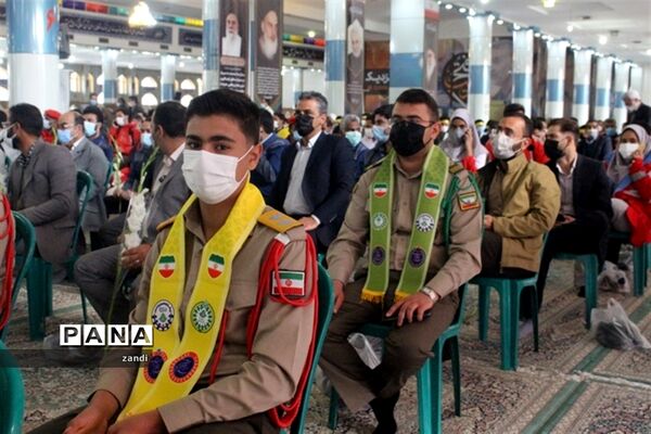 حضور پیشتازان سازمان دانش‌آموزی در مراسم 12 بهمن