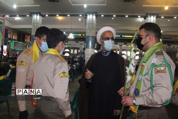 حضور پیشتازان سازمان دانش‌آموزی در مراسم 12 بهمن