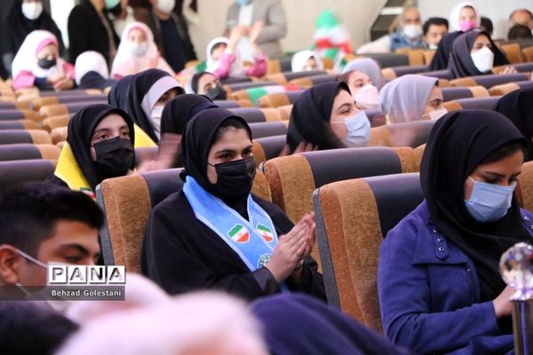 آیین نواختن زنگ انقلاب در ارومیه