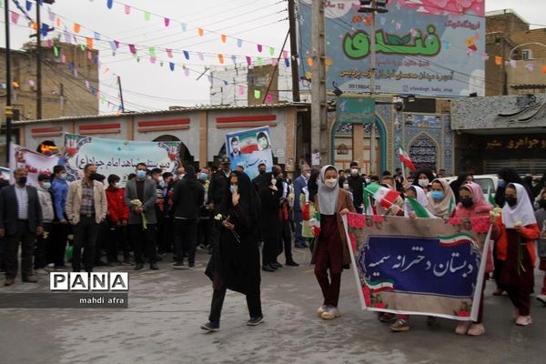 گلباران تمثال امام خمینی (ره) و شهدای انقلاب اسلامی شهرستان بهبهان