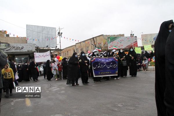 گلباران تمثال امام خمینی (ره) و شهدای انقلاب اسلامی شهرستان بهبهان
