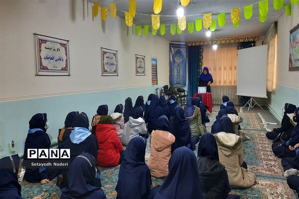 کارگاه آموزشی بهداشت دوران بلوغ دختران درشهرستان قرچک