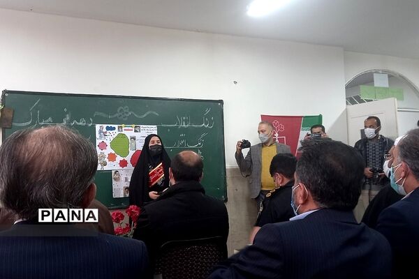 نواختن زنگ انقلاب در شهرستان پردیس