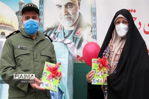 نواخته شدن زنگ انقلاب در منطقه 8