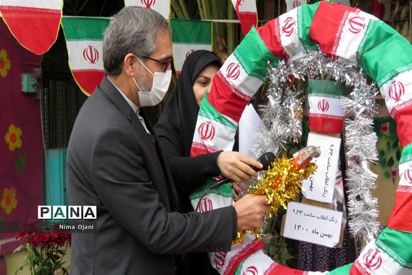 نواخته شدن زنگ انقلاب در منطقه 8
