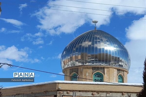 روز دل انگیز برفی درمنظریه شهرکرد