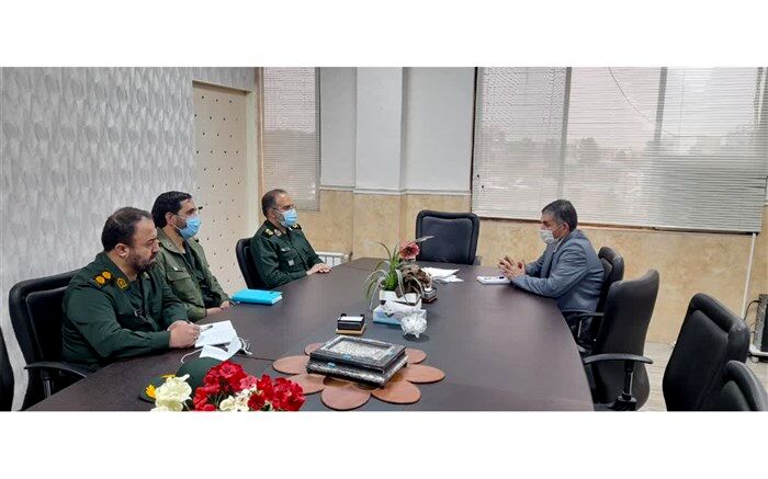 دیدار فرمانده سپاه قم با مدیرکل آموزش و پرورش استان