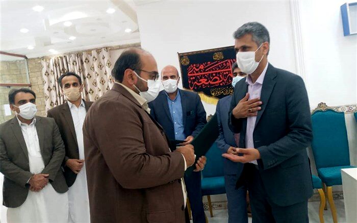 تجلیل از فرهنگیان جهادگر در سیل اخیر جنوب سیستان و بلوچستان