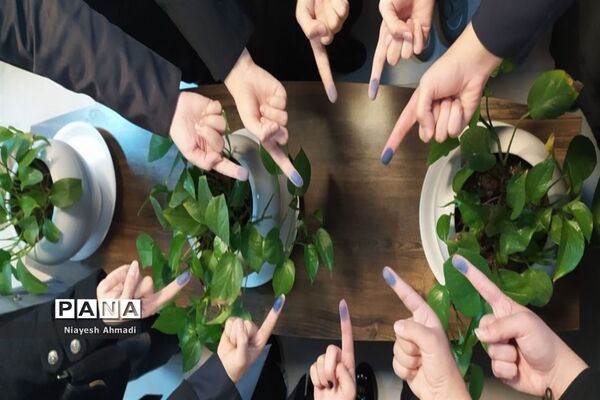 انتخابات مجلس دانش‌آموزی دختران ناحیه 3 مشهد مقدس