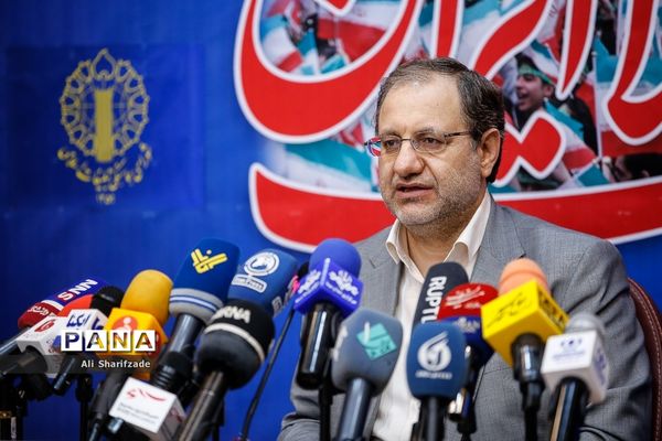 نشست خبری برنامه‌های دهه فجر