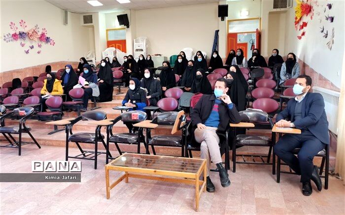 برگزاری انتخابات مجلس شورای دانش‌آموزی در کاشمر
