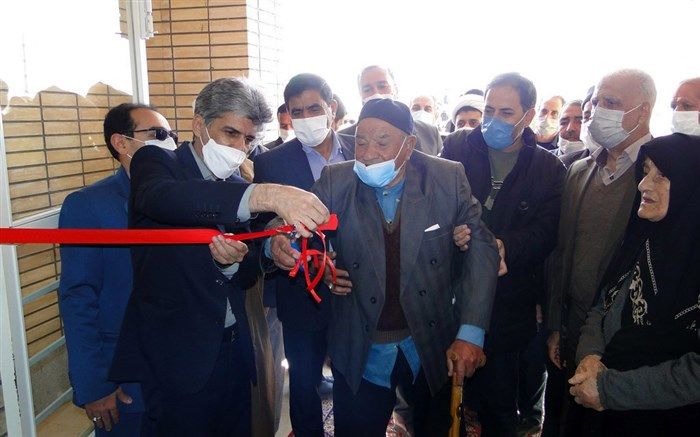 آیین افتتاح و بهره‌برداری از دبیرستان غیاثی روستای جندان در شهرستان  ورزنه