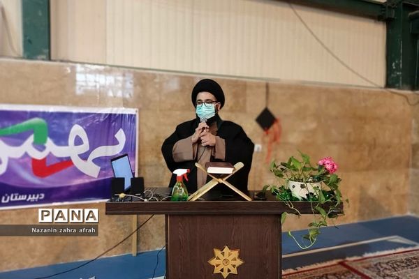 نواخته شدن زنگ انقلاب در آموزش و پرورش رودهن