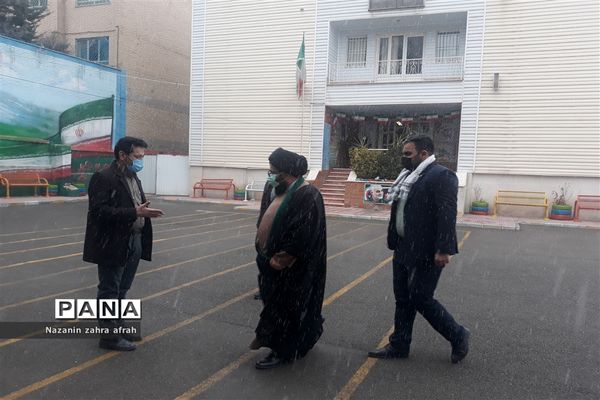 نواخته شدن زنگ انقلاب در آموزش و پرورش رودهن