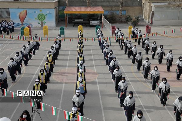 نواختن زنگ انقلاب در مشهد