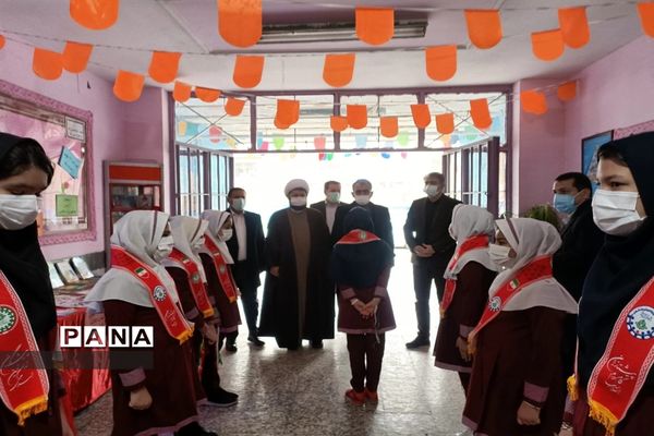 صدای زنگ انقلاب در دبستان دخترانه حضرت زینب ( س) در شهرستان قدس