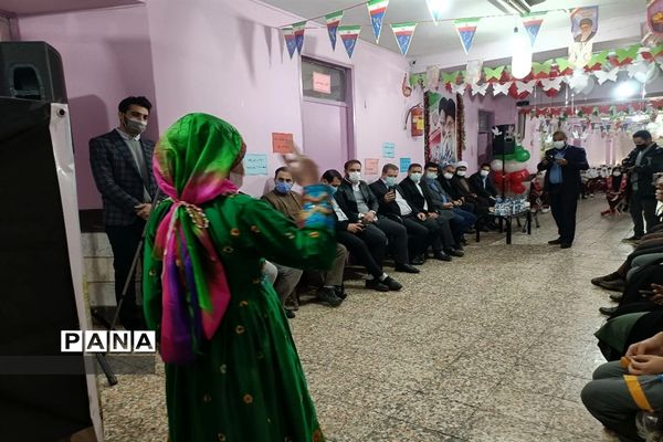 صدای زنگ انقلاب در دبستان دخترانه حضرت زینب ( س) در شهرستان قدس