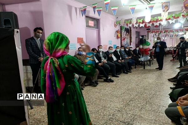 صدای زنگ انقلاب در دبستان دخترانه حضرت زینب ( س) در شهرستان قدس