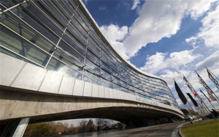 نمایشگاه پوستر و دیوارکوب «سینما و قصه ­های انقلاب» در گالری پردیس ملت برپا می شود