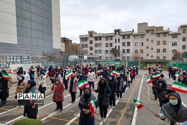 آیین نمادین زنگ انقلاب درمدرسه تربیت آموزش و پرورش منطقه 4
