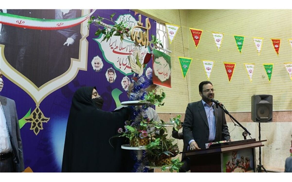 زنگ انقلاب در مدارس قم نواخته شد