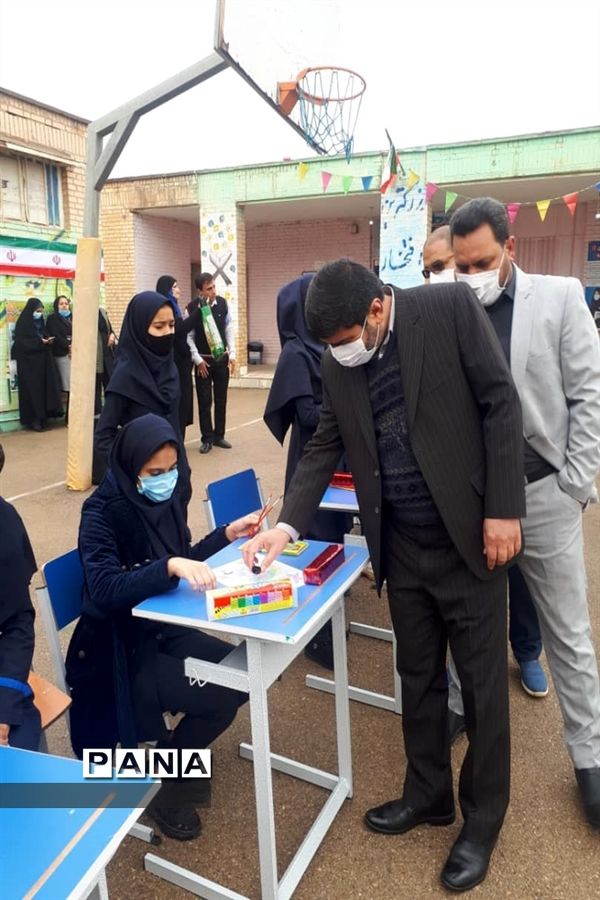 نواختن زنگ انقلاب در شهرستان حمیدیه
