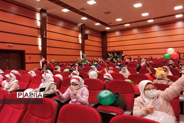 زنگ گلبانگ انقلاب در بهارستان دو