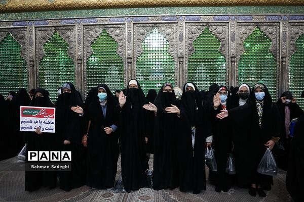 مراسم گرامیداشت ۱۲ بهمن در حرم امام خمینی (ره)