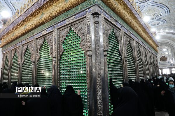 مراسم گرامیداشت ۱۲ بهمن در حرم امام خمینی (ره)