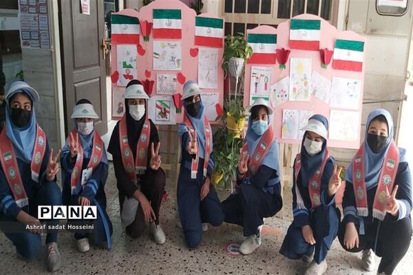برگزاری همایش یاوران انقلاب در مدارس ناحیه۶ مشهد مقدس